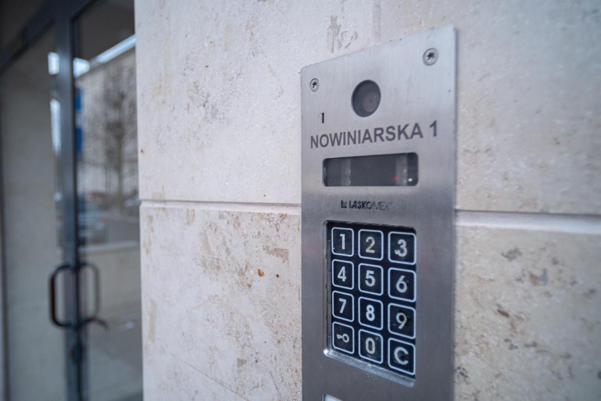 Apartrooms Near Old Town In Warsaw Dnf Done Invoice ภายนอก รูปภาพ