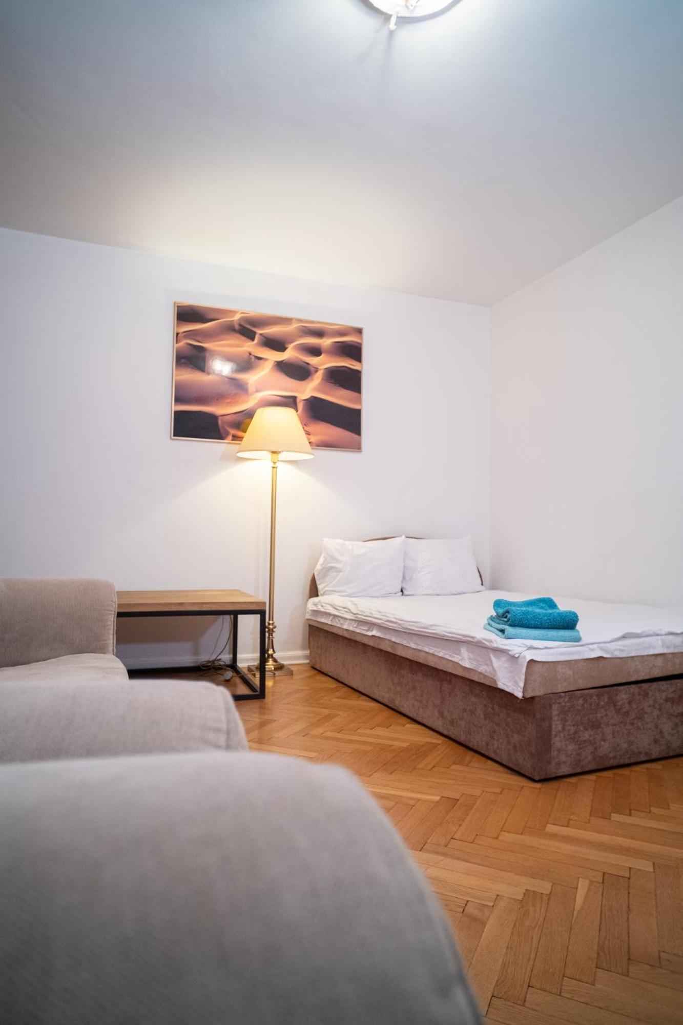 Apartrooms Near Old Town In Warsaw Dnf Done Invoice ภายนอก รูปภาพ